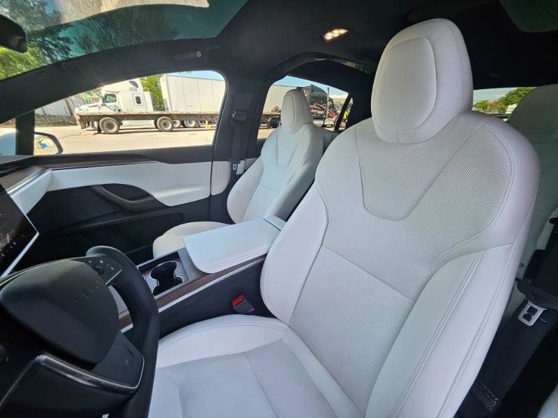 Used 2023 Tesla Model X image 38