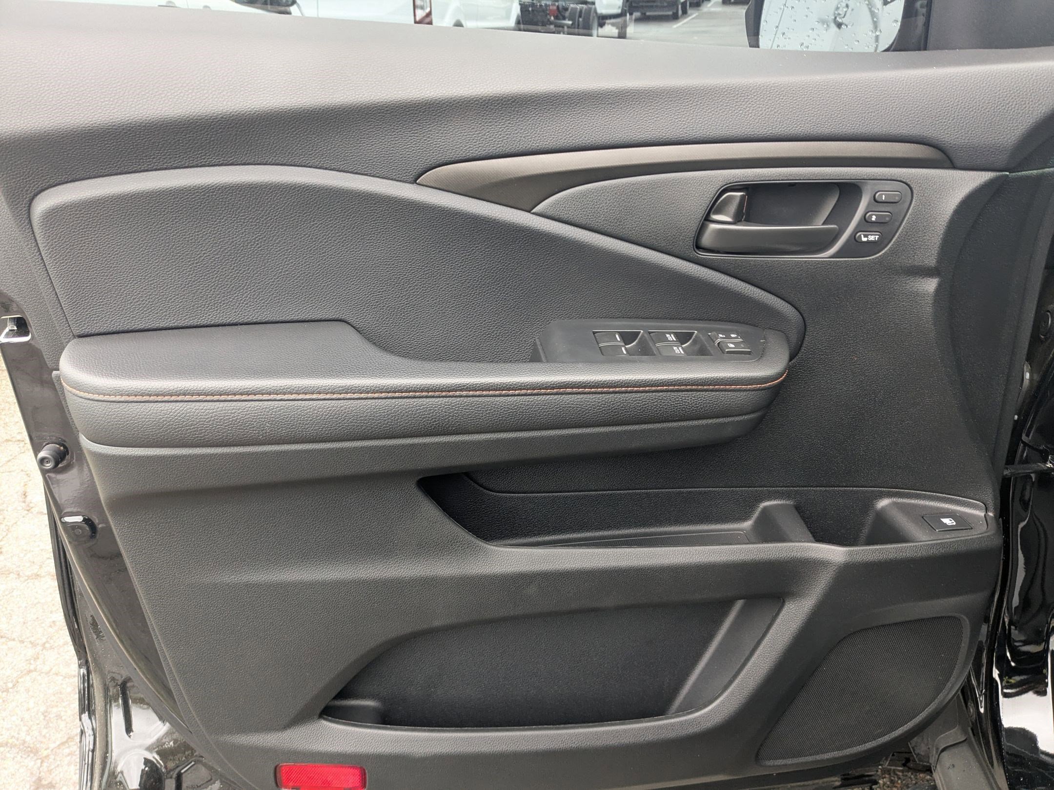 Used 2025 Honda Ridgeline TrailSport+ image 16