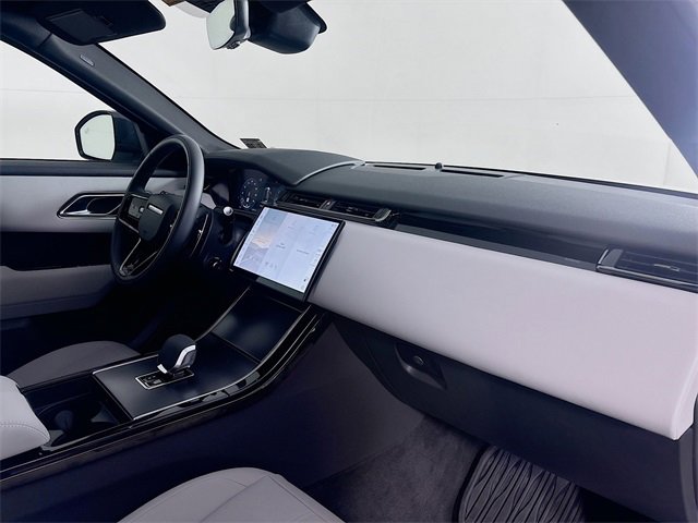 Used 2026 Land Rover Range Rover Velar Dynamic SE image 29
