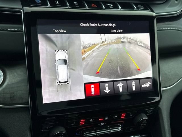 Used 2022 Jeep Grand Cherokee Limited 4xe w/ Luxury Tech Group II image 21