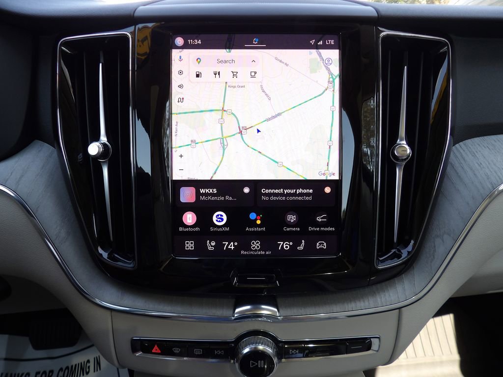 Certified 2025 Volvo XC60 B5 Plus w/ Protection Package Premier image 21