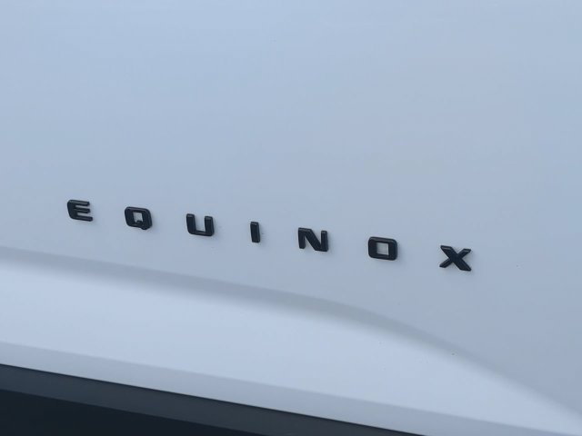 Used 2026 Chevrolet Equinox LT w/ Midnight Edition FWD image 13