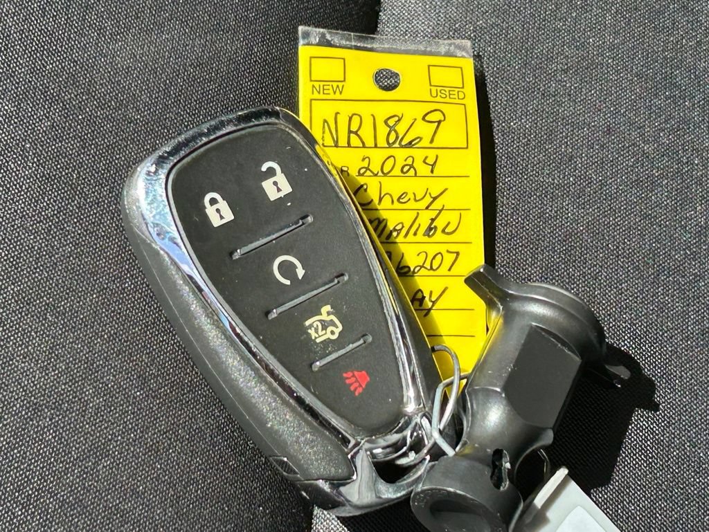 Used 2024 Chevrolet Malibu LT FWD image 52