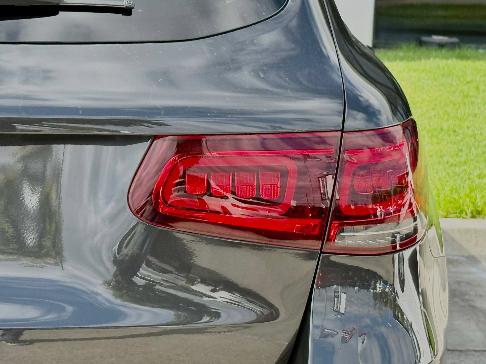 Used 2021 Mercedes-Benz GLC 300 w/ Premium Package image 14