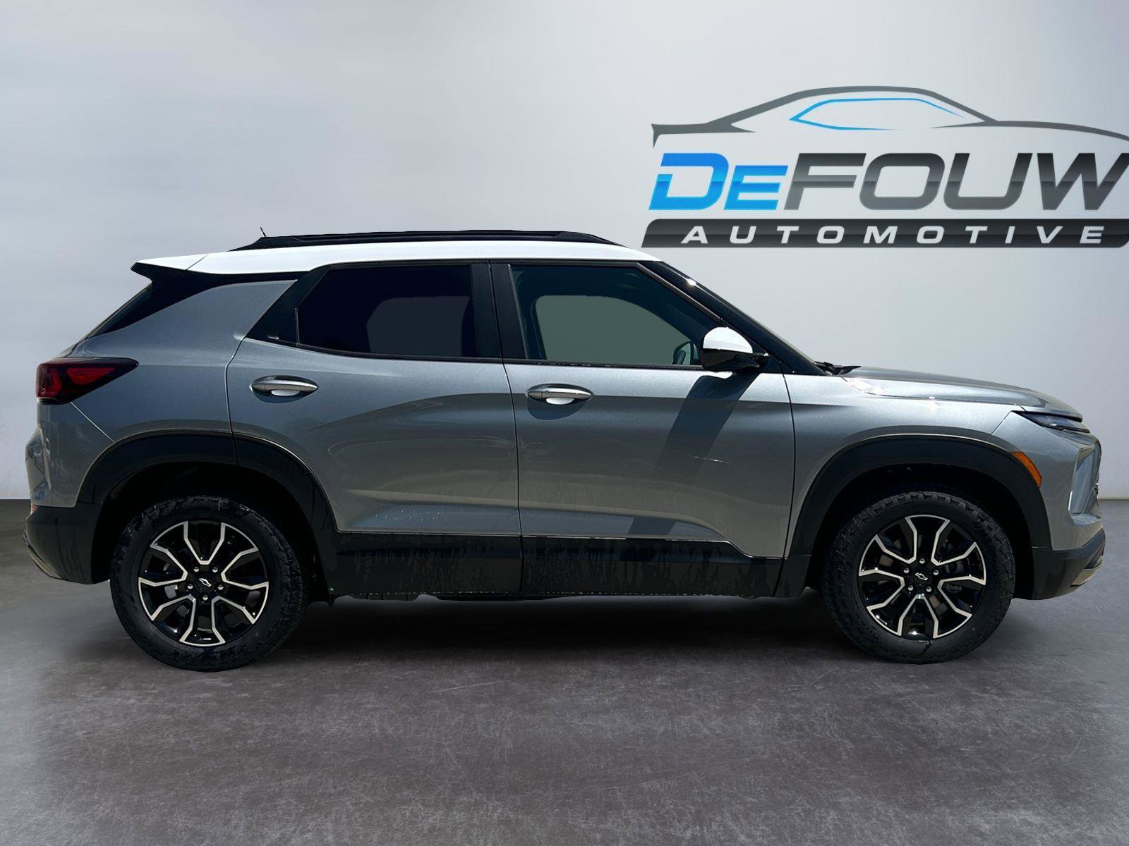 Used 2026 Chevrolet TrailBlazer ACTIV w/ Convenience Package image 2