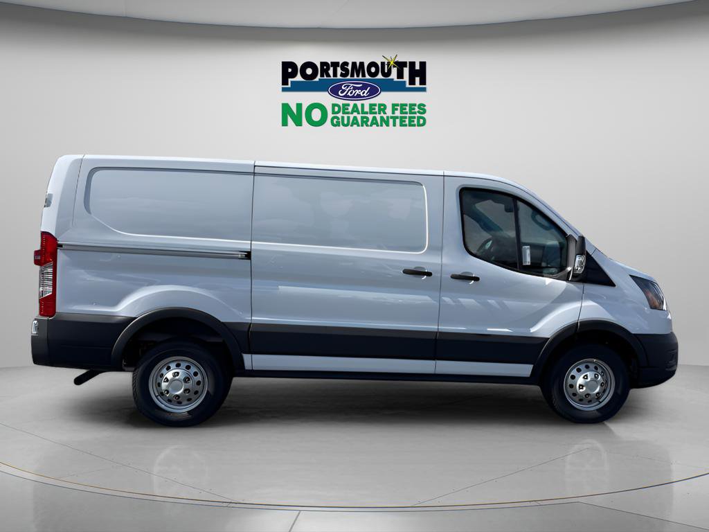 New 2025 Ford Transit 150 Low Roof RWD image 5