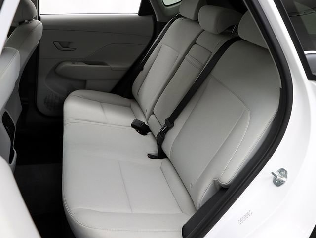 Used 2024 Hyundai Kona SEL w/ Convenience Package image 11