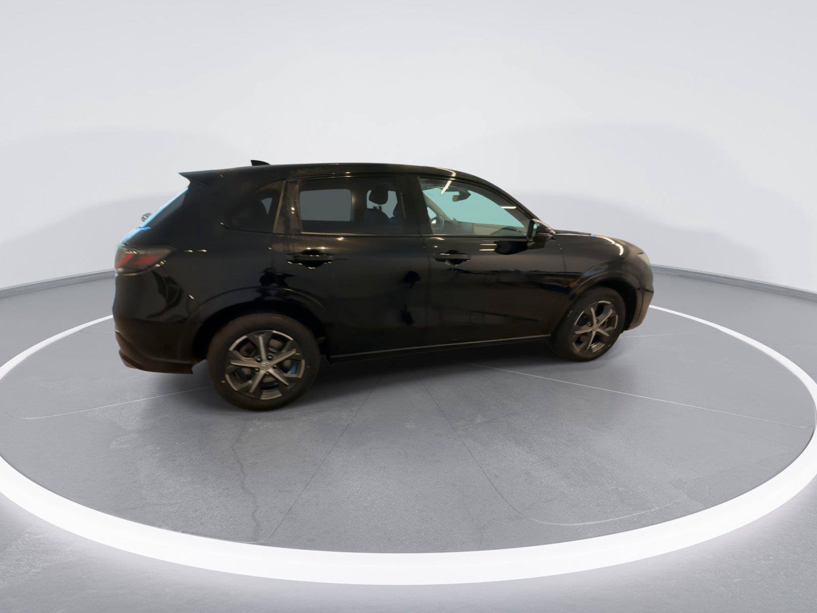 Used 2024 Honda HR-V EX-L image 8