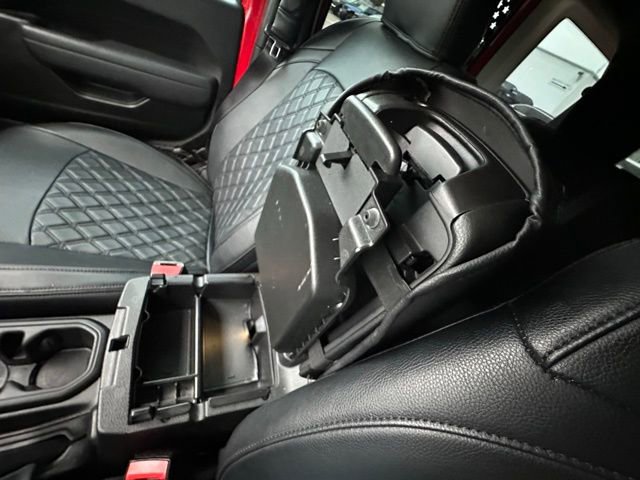 Used 2022 Jeep Wrangler Unlimited Rubicon w/ Steel Bumper Group image 22