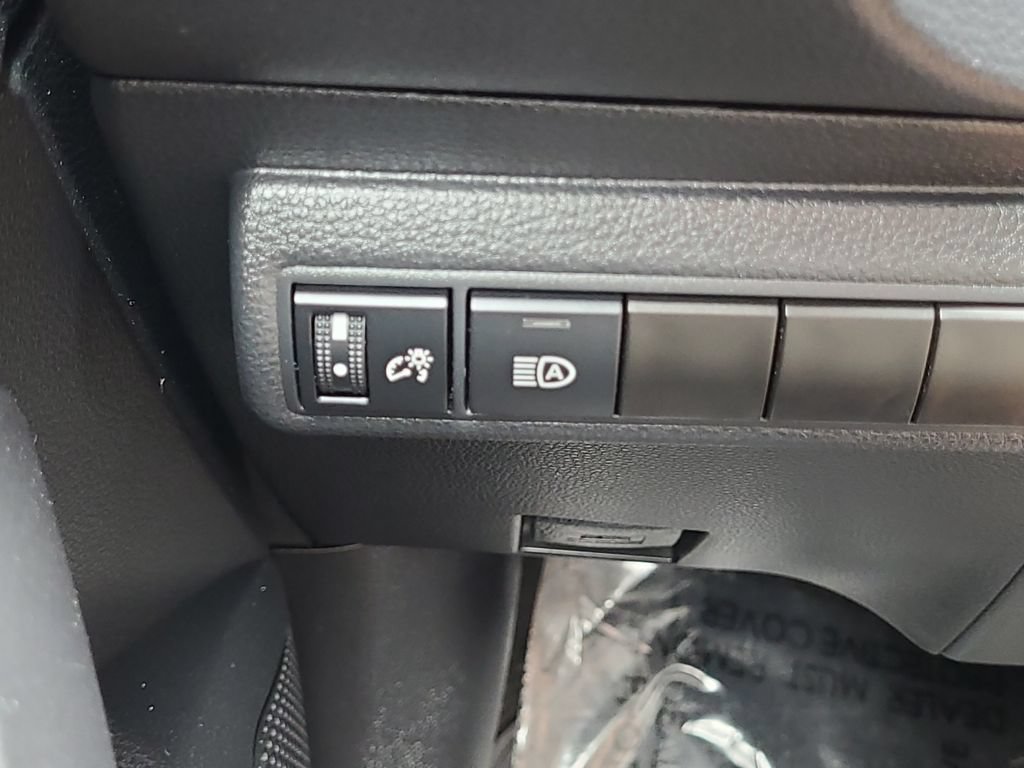 Used 2024 Toyota Corolla LE FWD image 19