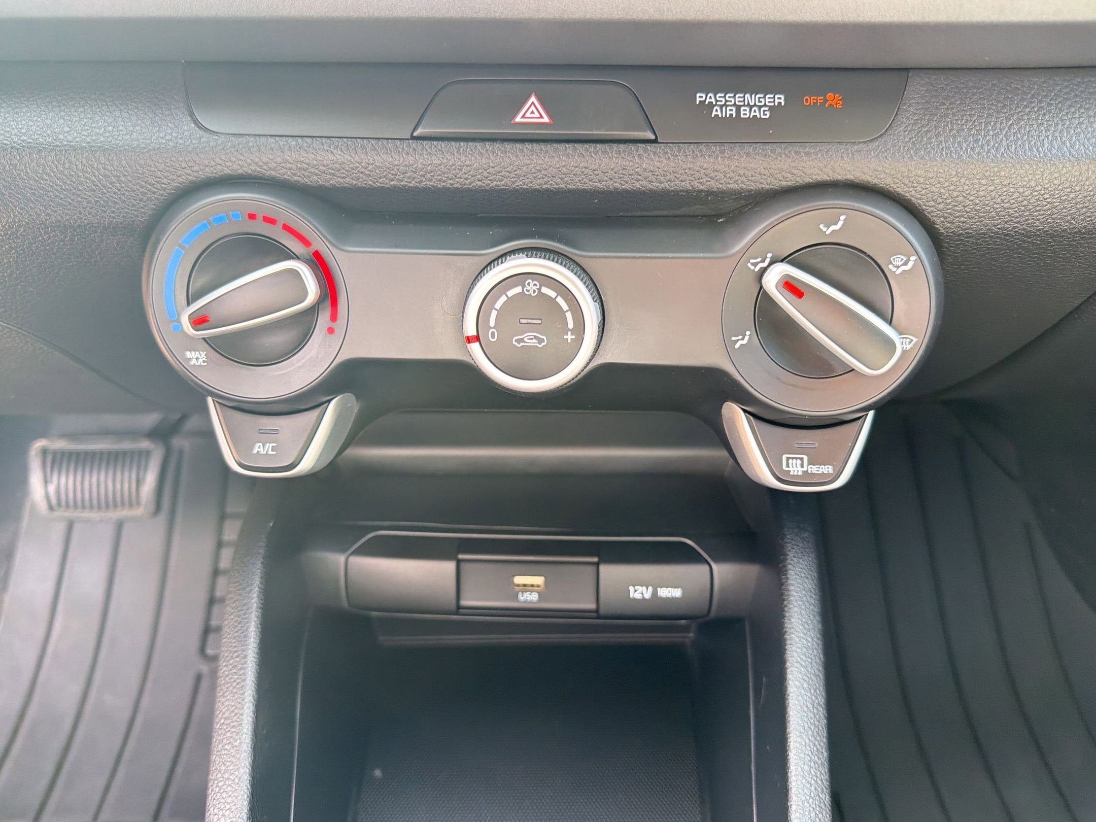 Used 2023 Kia Rio S image 17