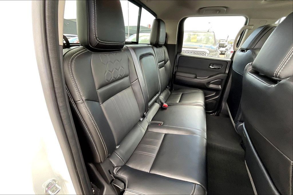 Certified 2024 Nissan Frontier SL w/ Technology Package image 38