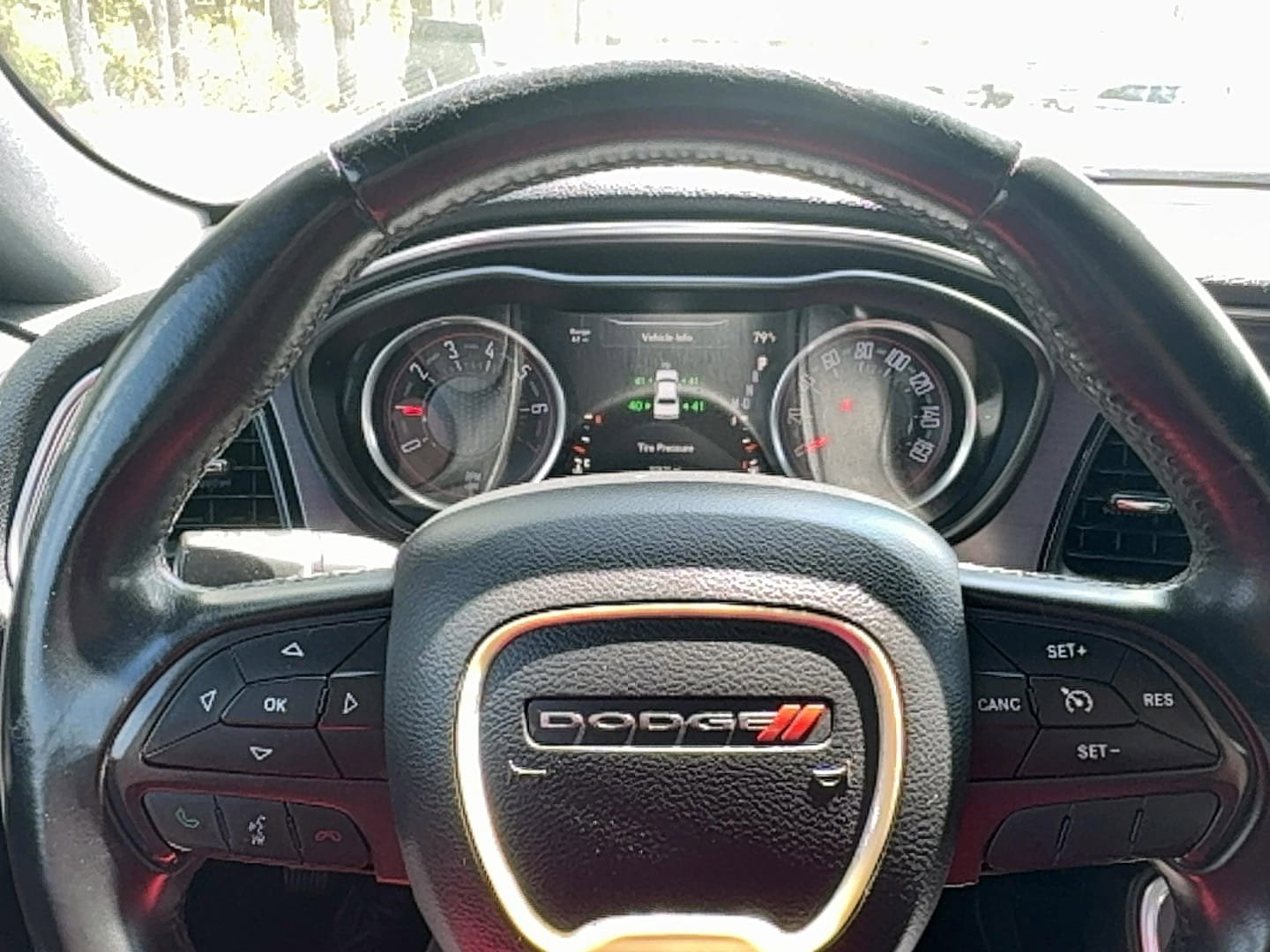 Used 2016 Dodge Challenger SXT image 15