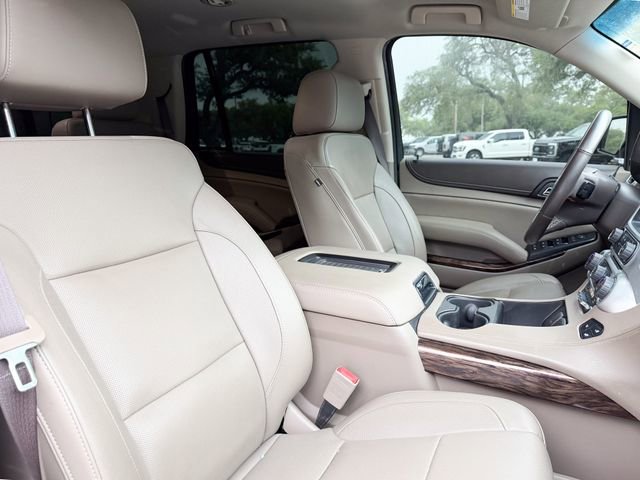 Used 2017 GMC Yukon SLT w/ HD Trailering Package image 16