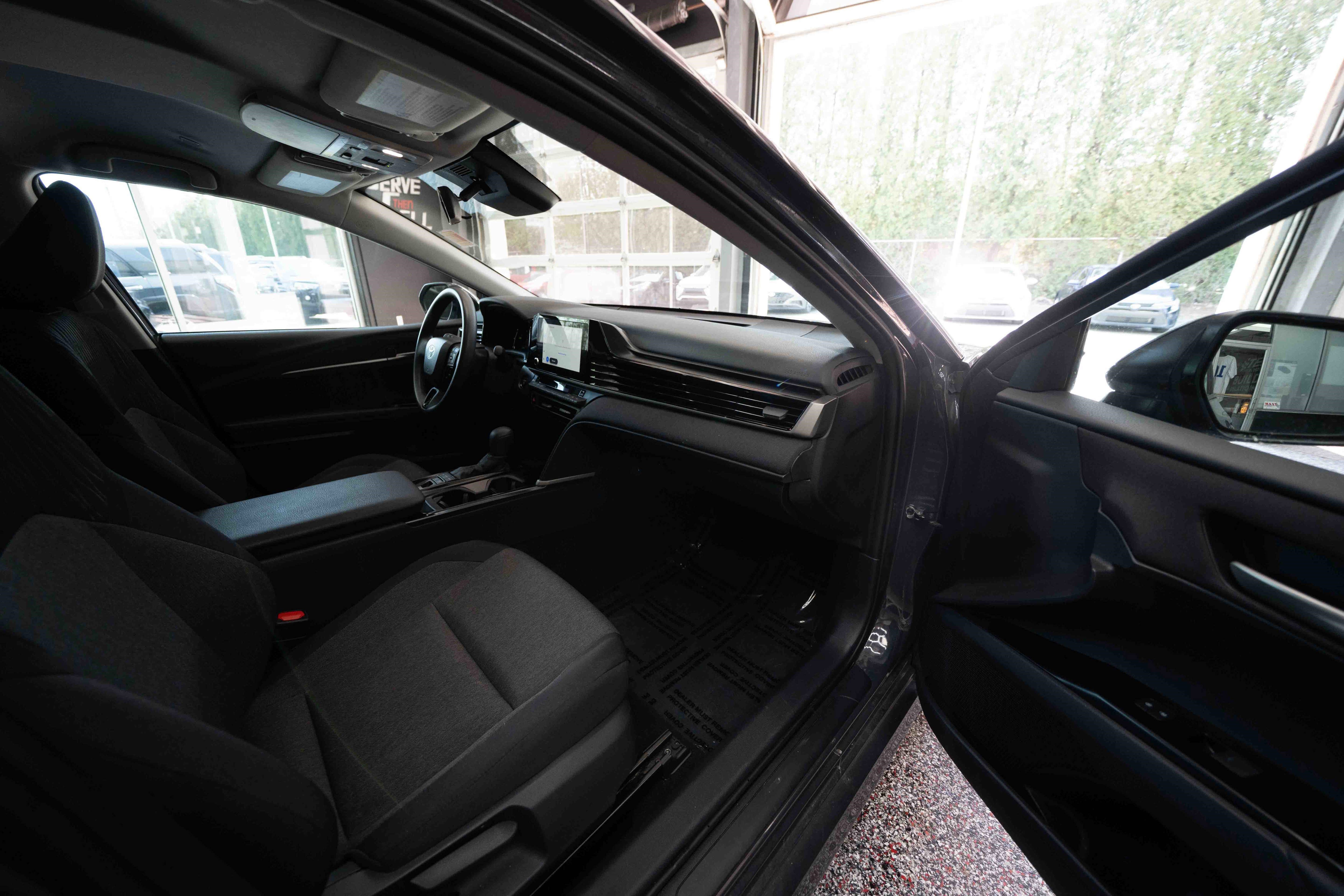 Used 2025 Toyota Camry LE FWD image 25