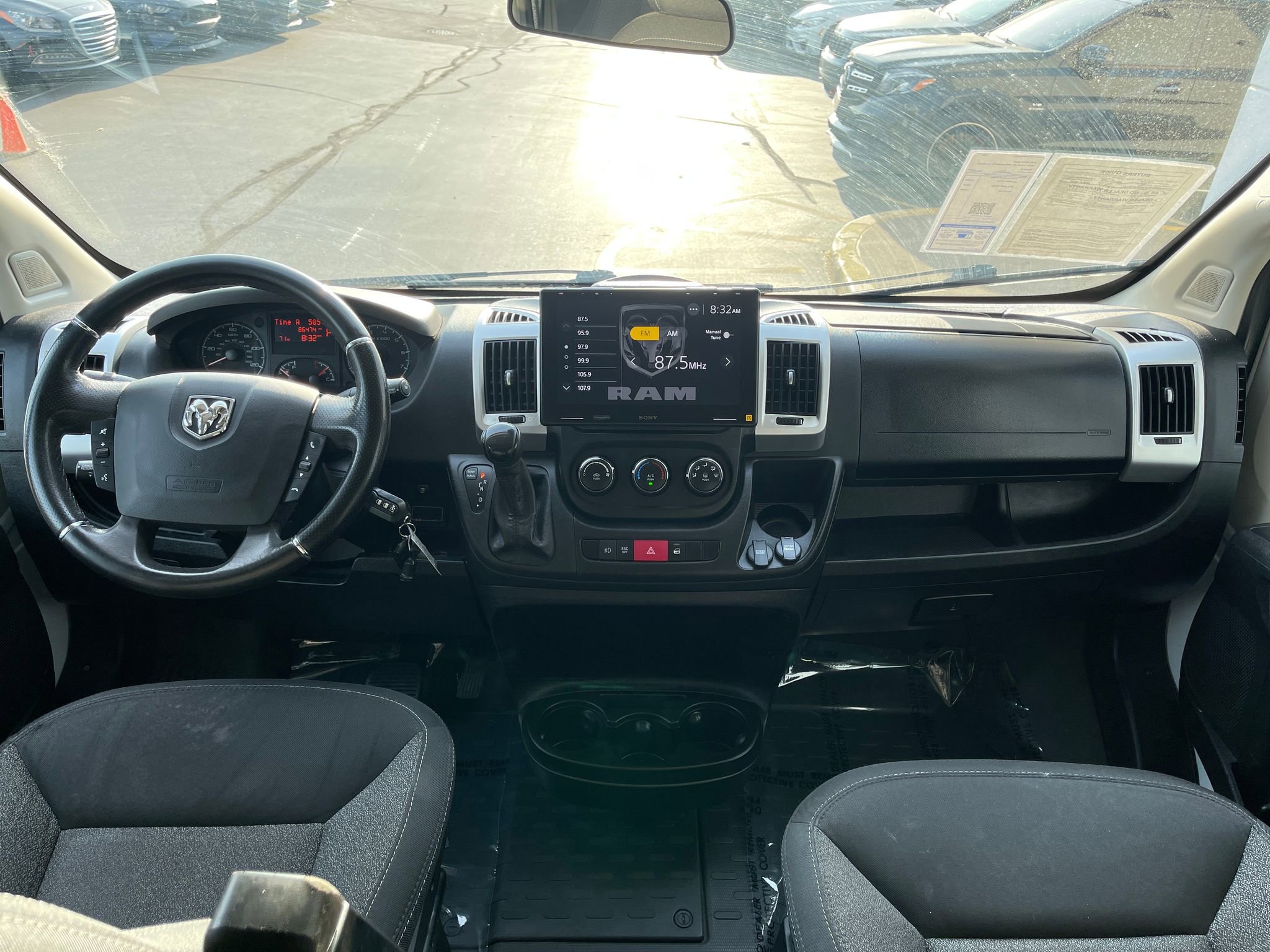 Used 2020 RAM ProMaster 2500 w/ Premium Appearance Group FWD image 16