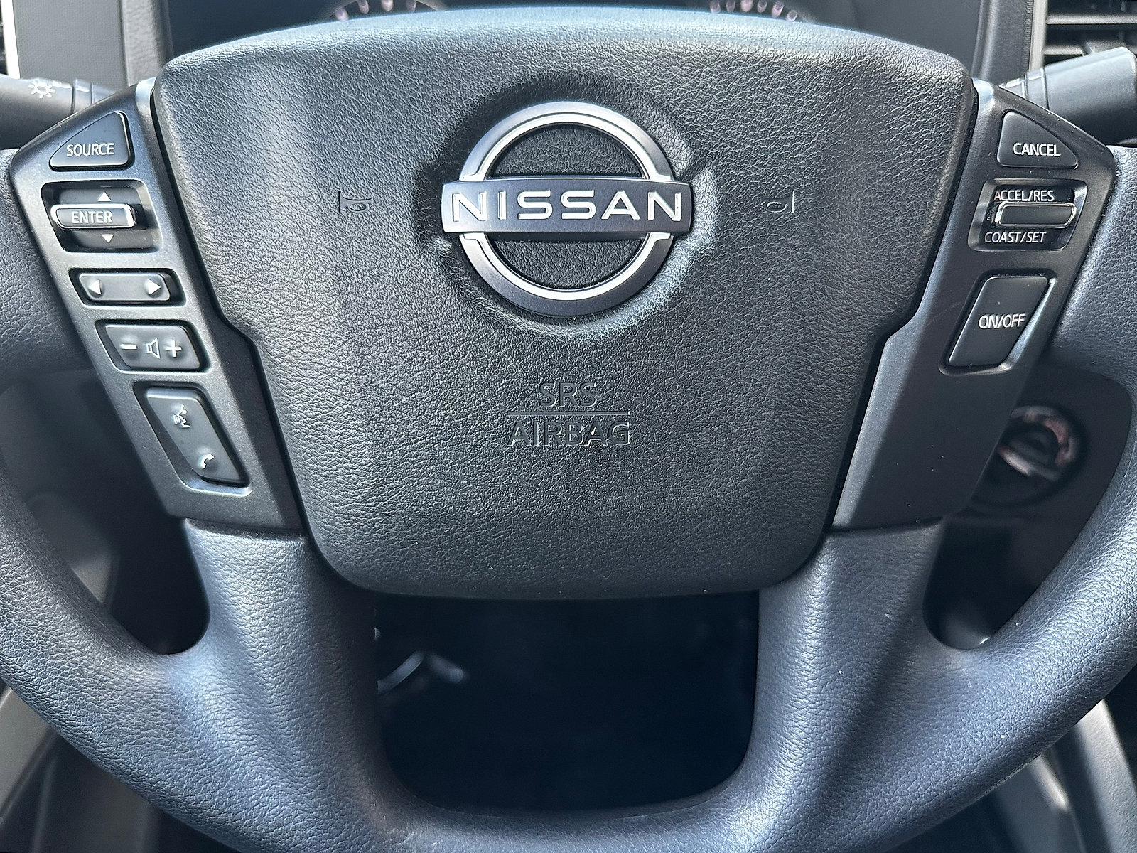 Used 2024 Nissan Frontier SV image 20