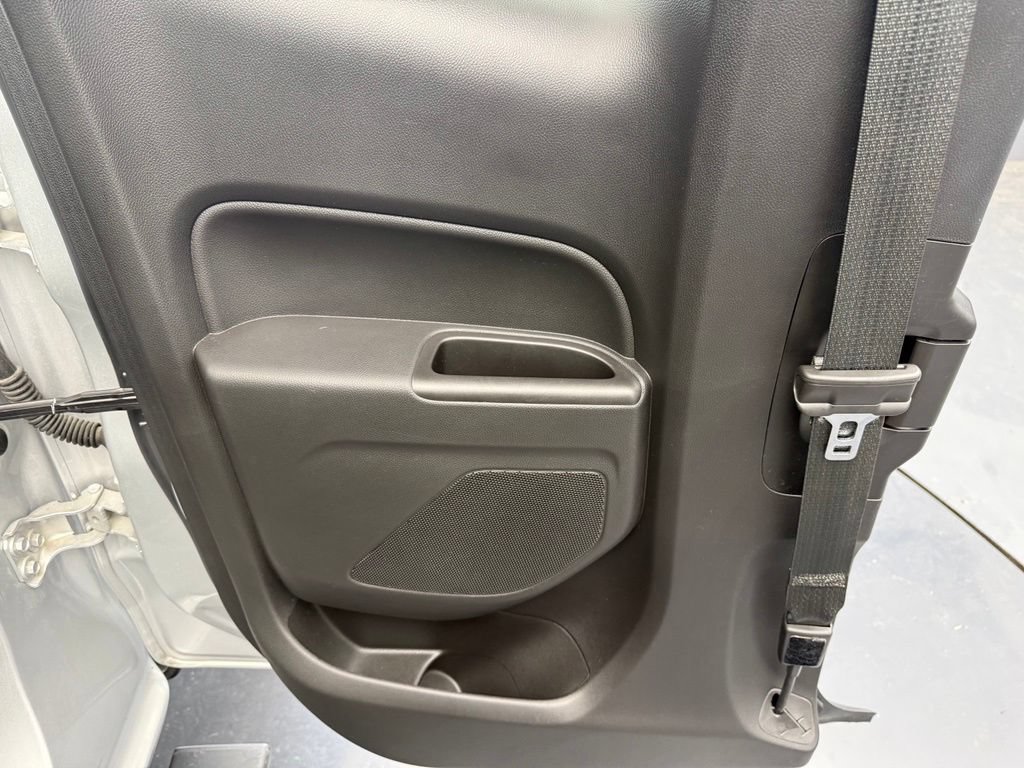 Used 2018 Chevrolet Colorado LT AWD/4WD image 60