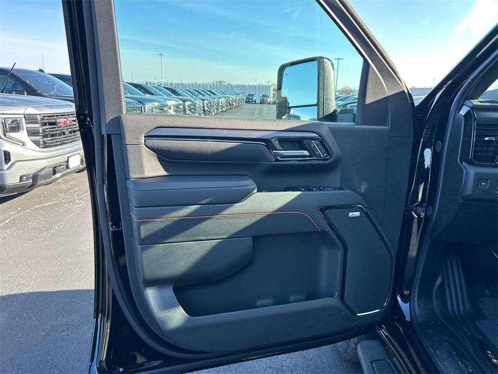 New 2026 GMC Sierra 3500 AT4 w/ AT4 Premium Plus Package image 16