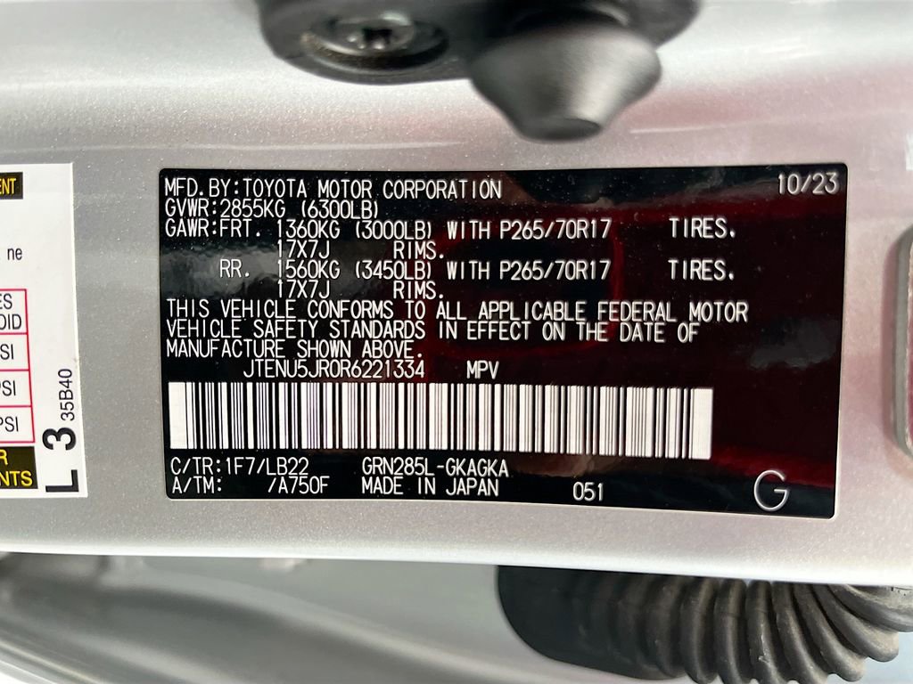 Used 2024 Toyota 4Runner SR5 Premium w/ Moonroof Package image 32