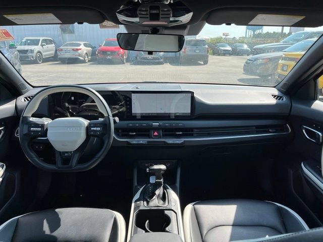 Certified 2025 Kia K4 GT-Line Turbo w/ GT-Line Premium Package FWD image 38