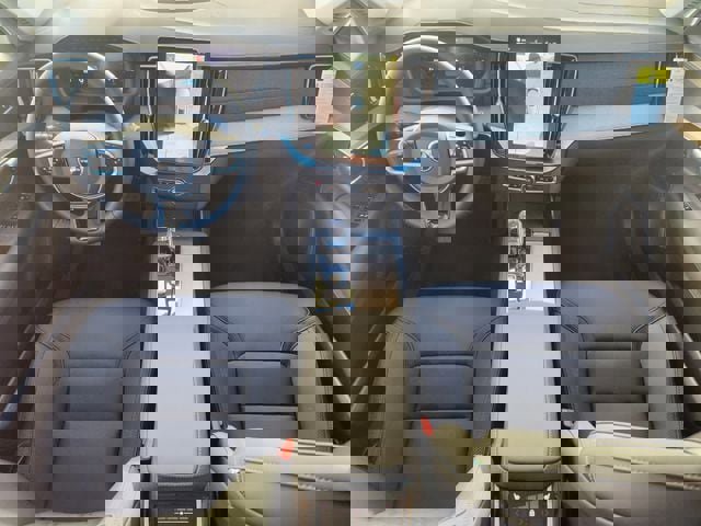 New 2026 Volvo XC90 T8 Plus w/ Protection Package Premier image 15