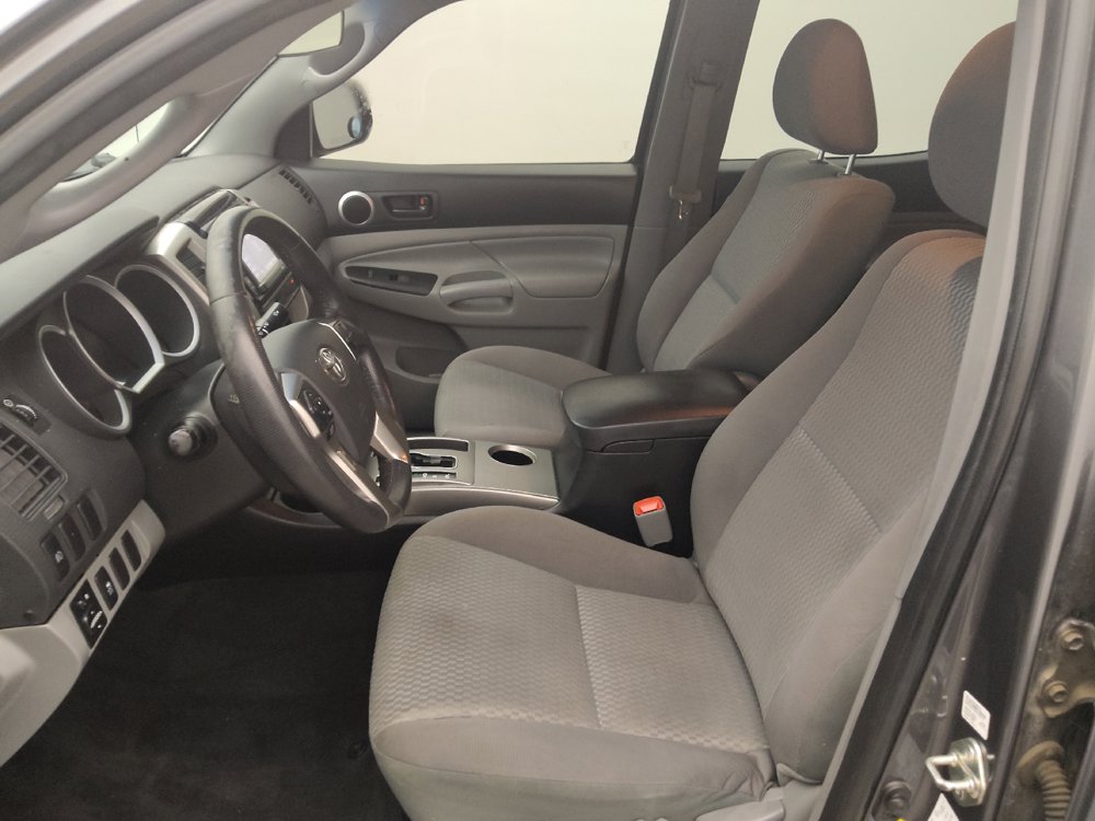 Used 2015 Toyota Tacoma PreRunner w/ SR5 Package RWD image 17