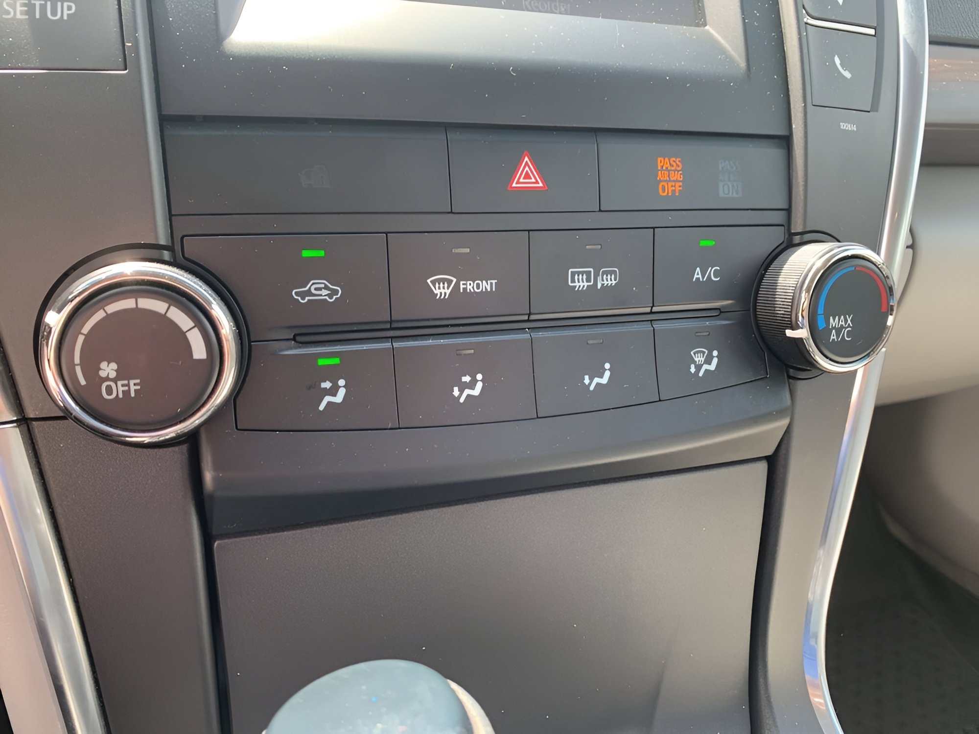 Used 2017 Toyota Camry LE FWD image 13