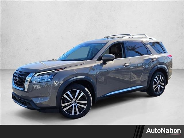 Used 2023 Nissan Pathfinder Platinum w/ Cargo Package