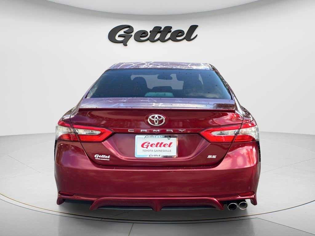 Used 2018 Toyota Camry SE FWD image 6