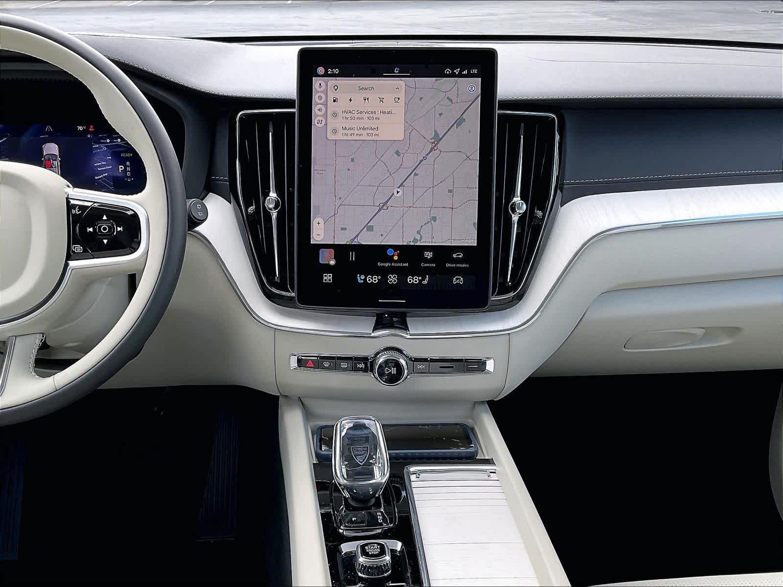 New 2026 Volvo XC60 T8 Ultra w/ Protection Package Premier AWD/4WD image 9