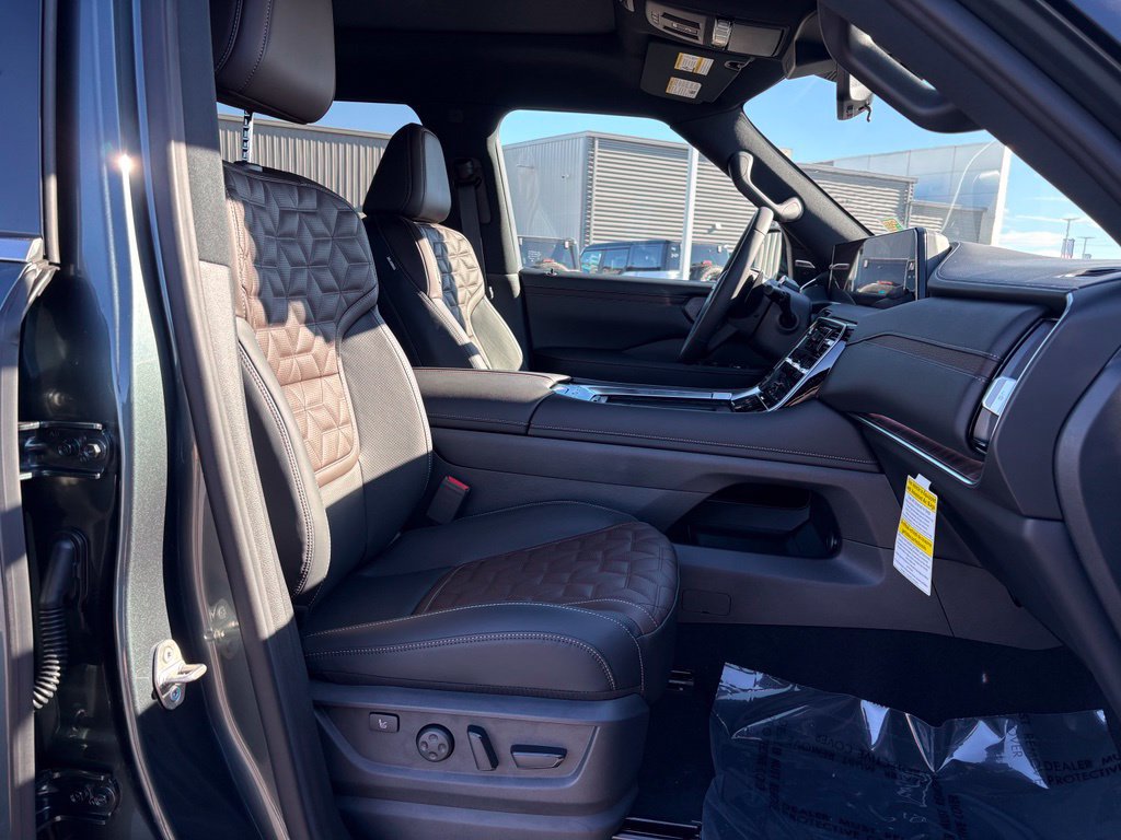 New 2026 Nissan Armada Platinum Reserve AWD/4WD image 17