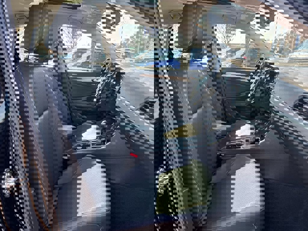 Used 2019 Volkswagen Jetta SE image 29