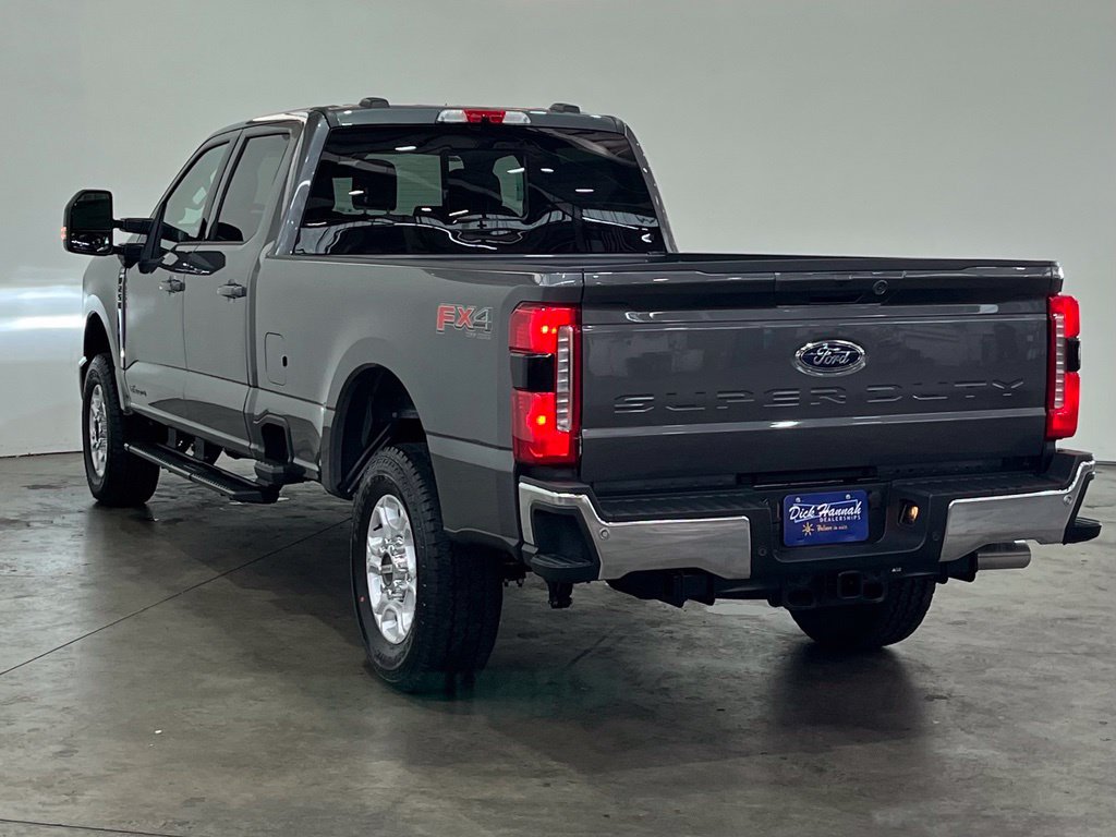 New 2026 Ford F250 XLT w/ XLT Premium Package AWD/4WD image 14
