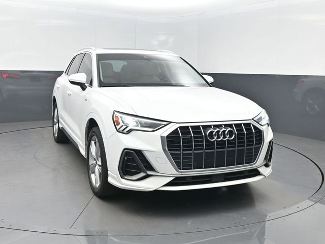 Used 2019 Audi Q3 2.0T Premium Plus w/ Premium Plus Package AWD/4WD image 34