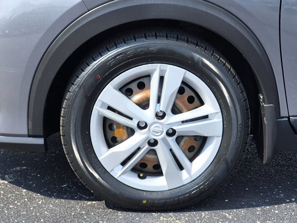 Used 2021 Nissan Kicks S FWD image 8