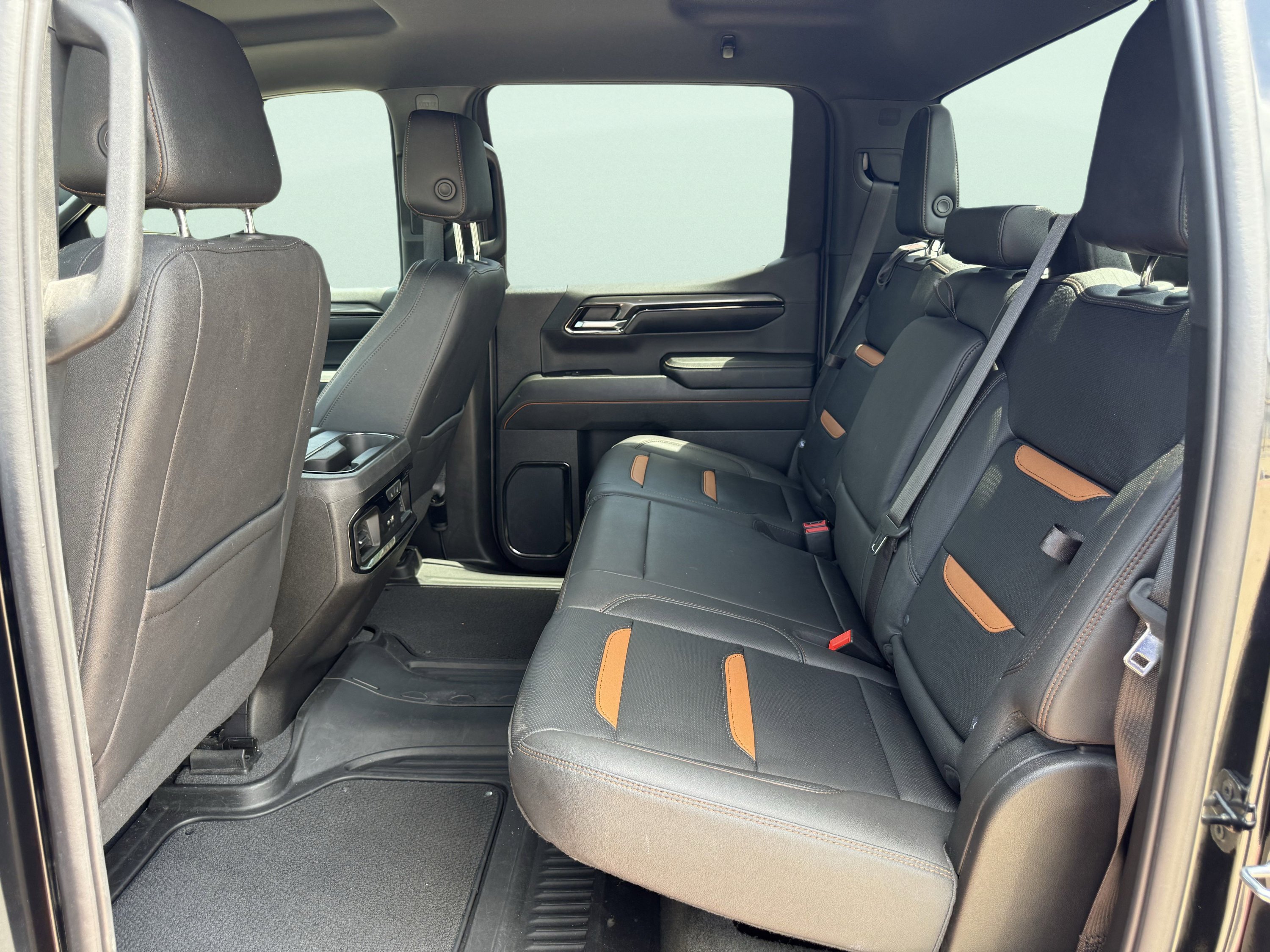 Used 2024 GMC Sierra 1500 AT4 AWD/4WD image 35