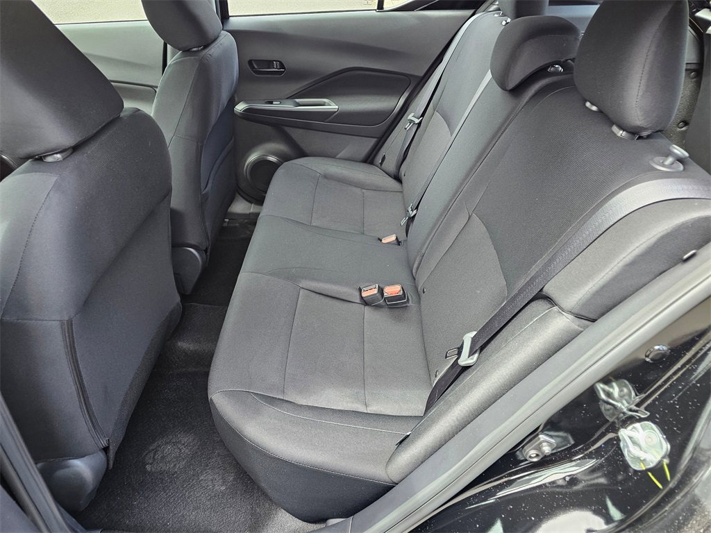 New 2025 Nissan Kicks Play S image 5