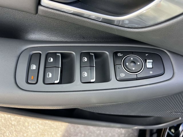 Used 2023 Hyundai Sonata SEL Plus w/ Cargo Package FWD image 18