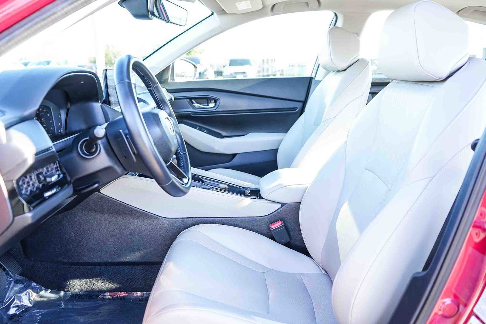 Used 2024 Honda Accord EX-L image 17