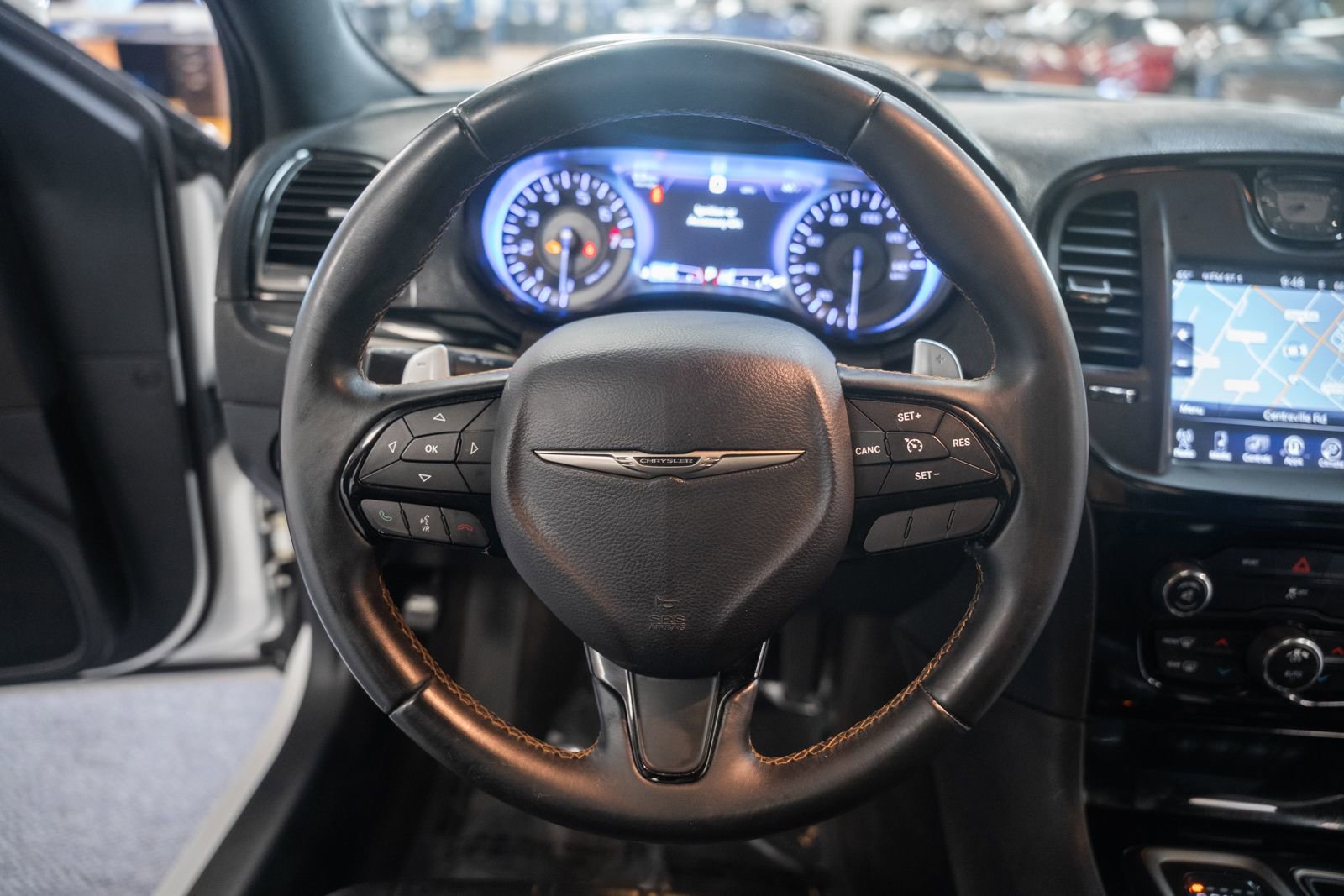 Used 2016 Chrysler 300 S RWD image 31
