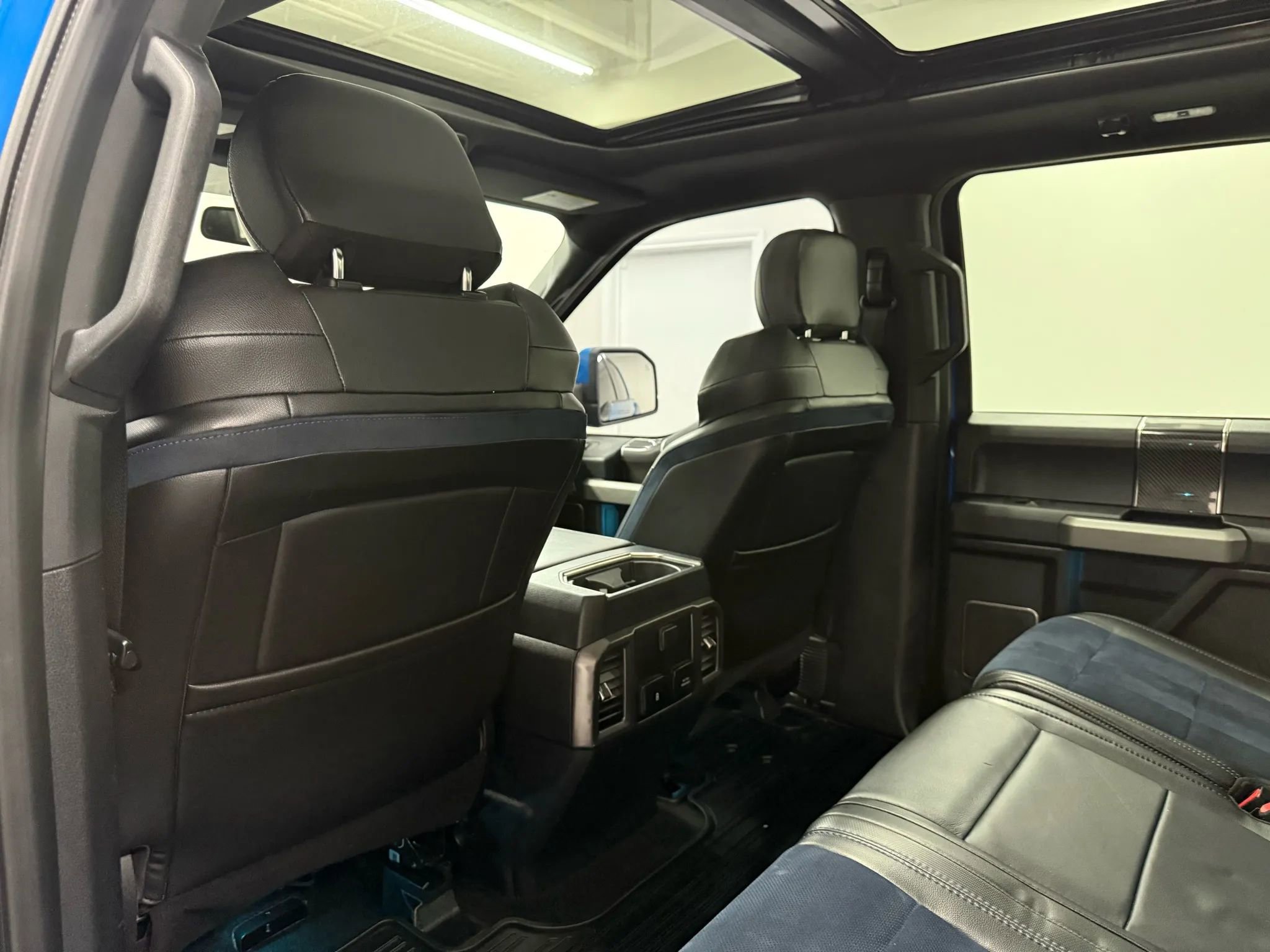 Used 2019 Ford F150 Raptor w/ Equipment Group 802A Luxury image 41