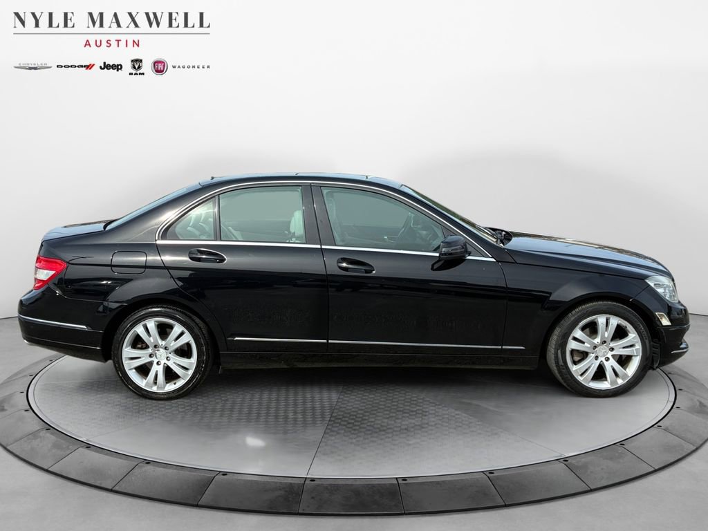 Used 2010 Mercedes-Benz C 300 Sedan image 14