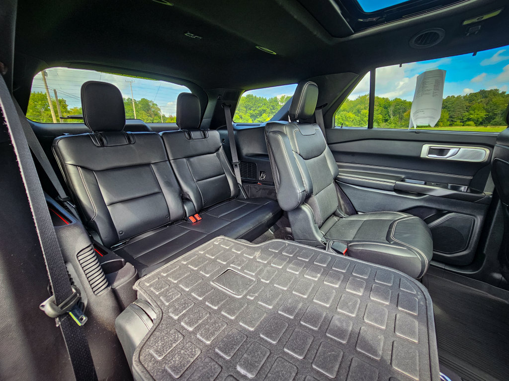 Used 2020 Ford Explorer ST w/ ST Street Pack AWD/4WD image 45