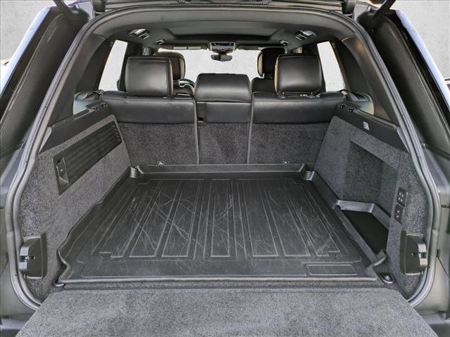 Used 2020 Land Rover Range Rover HSE image 7