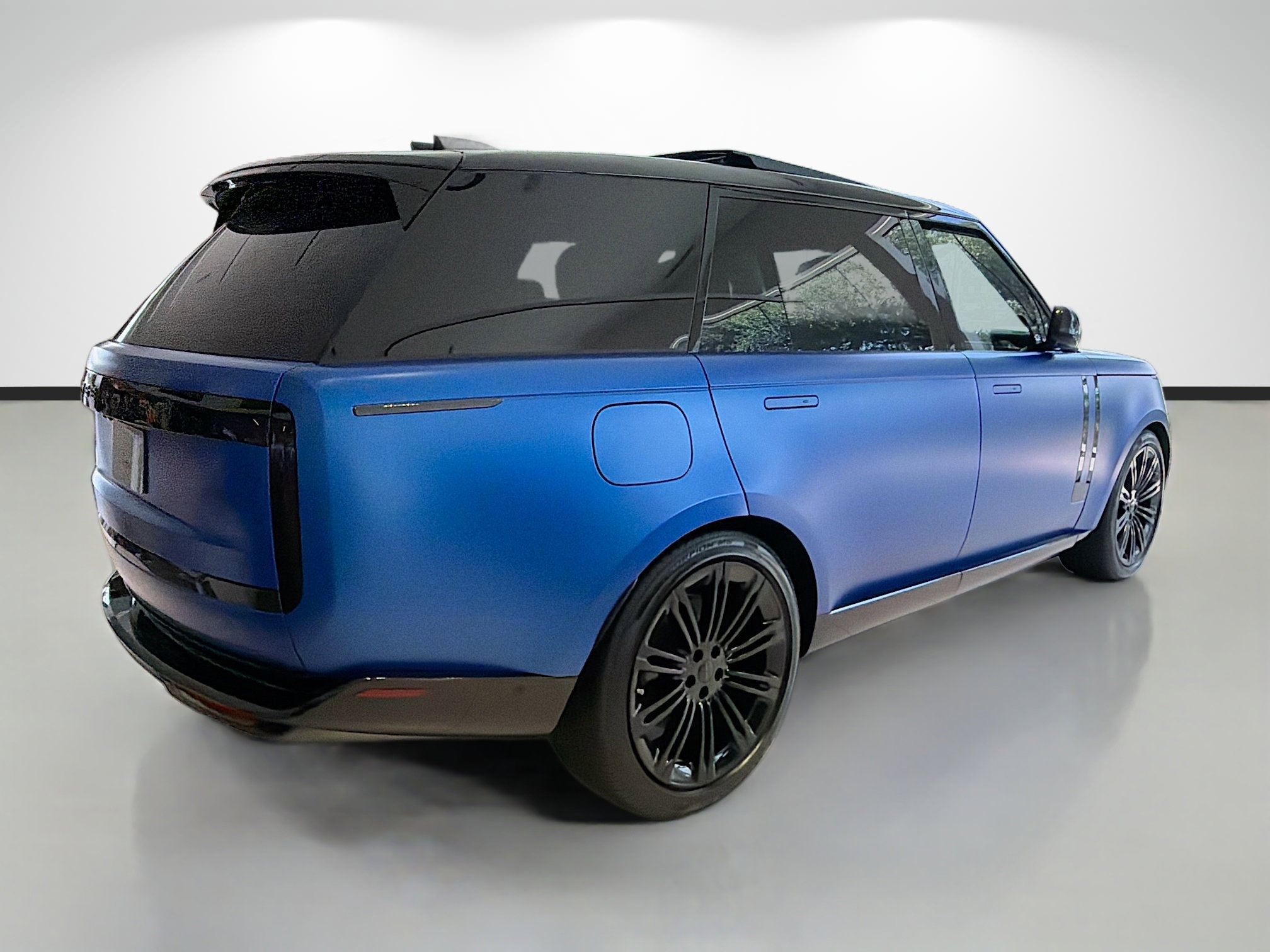 New 2026 Land Rover Range Rover Long Wheelbase Autobiography AWD/4WD image 4