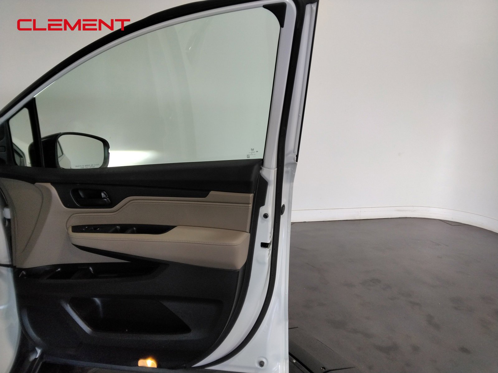 Used 2023 Honda Odyssey EX-L image 33