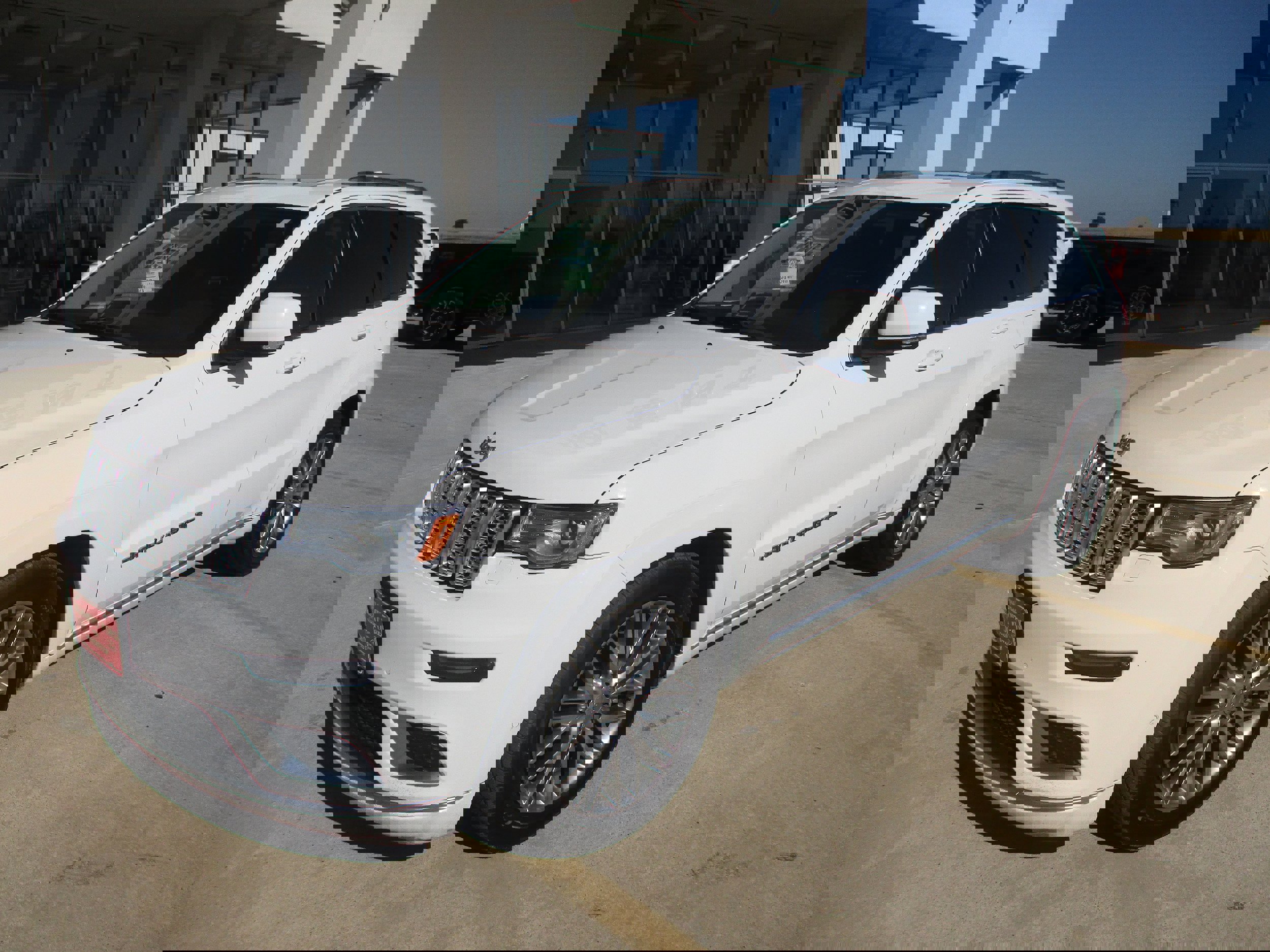 Used 2018 Jeep Grand Cherokee Summit w/ Platinum Series Group image 2