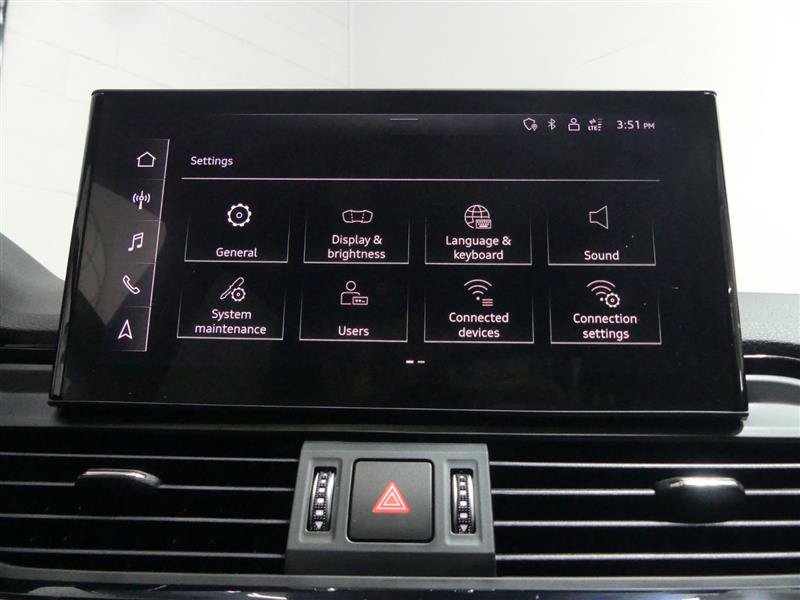 Used 2021 Audi Q5 e Premium Plus w/ Premium Plus Package AWD/4WD image 43