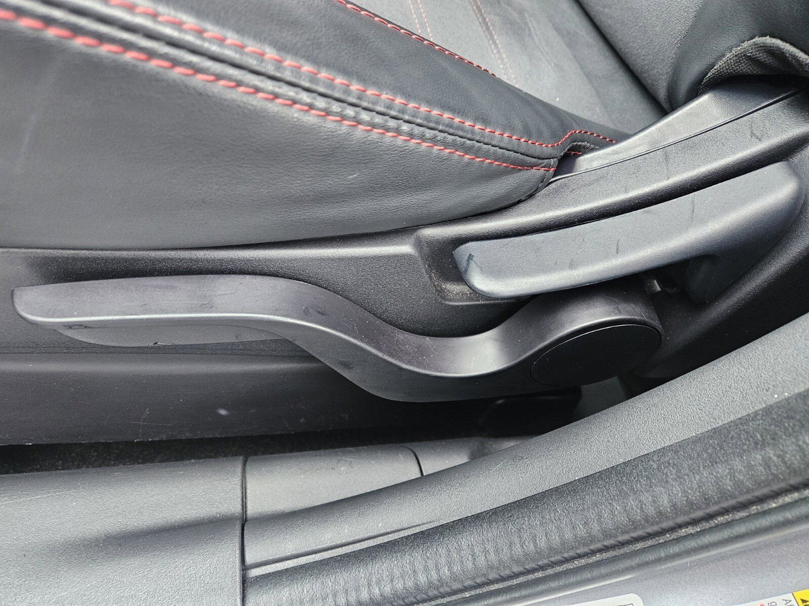 Used 2025 Mitsubishi Outlander Sport SE image 9